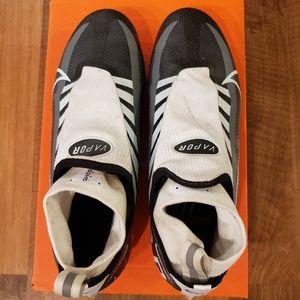 Nike Vapor Edge Pro 360 Cleats, Mens size 9.5